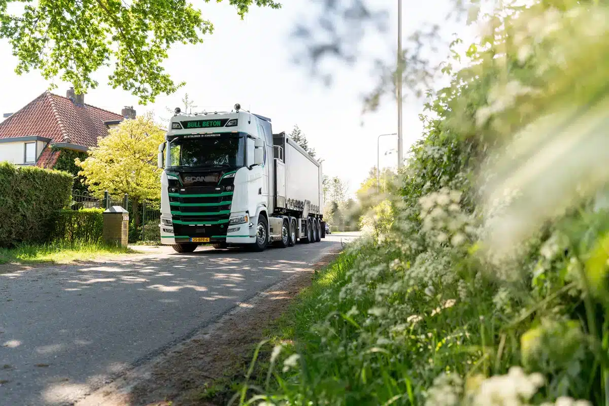 Vacature chauffeur schuimwagen - Bull Schuimbeton